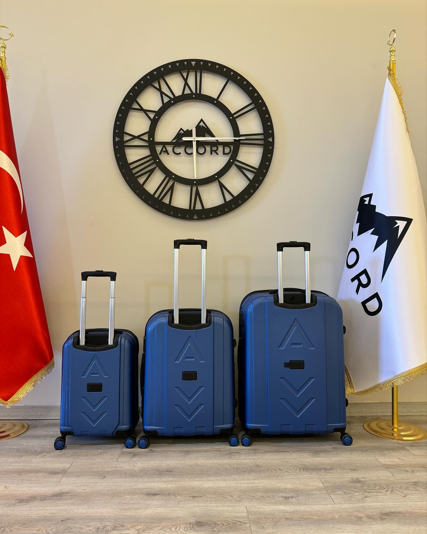 Lacivert Set · Yerli Üretim